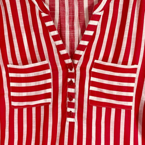 stripped red& white  blouse top V-neck chest pockets  3/4 sleeve size large - Picture 7 of 12